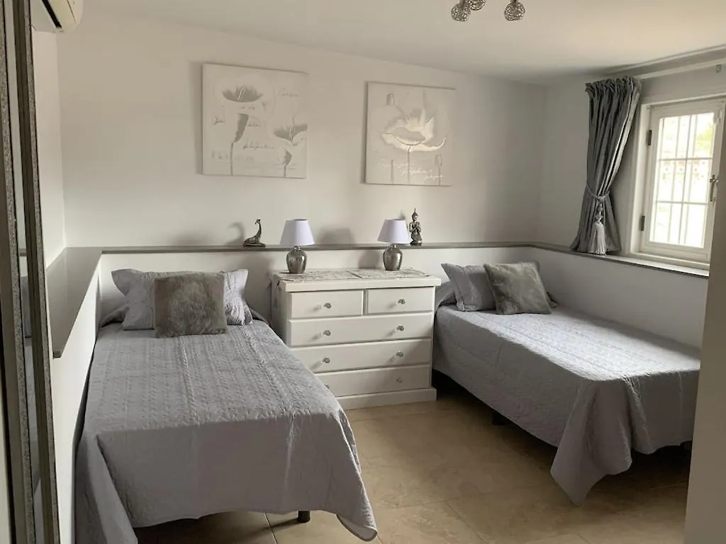 Casa Paraiso: Family-Friendly Villa with Private Pool in Tenerife San Miguel de Abona