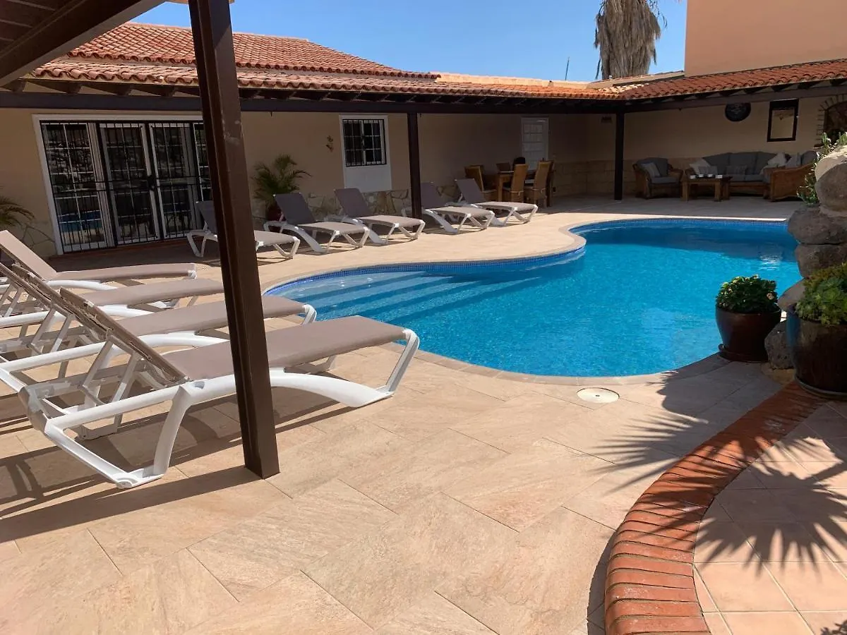 Casa Paraiso: Family-Friendly Villa with Private Pool in Tenerife San Miguel de Abona